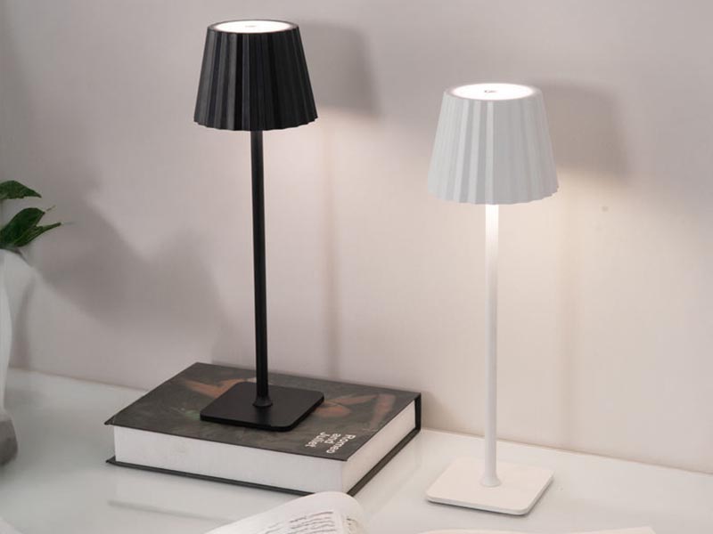 Flashlights,led Flashlights,lep Flashlights,edc Flashlights,MICRO flashlights,LEP tactical Flashlights,Laser Flashlights,LEP tactical Laser Flashlights,USB C flashlights,Flashlights manufacturers,Clover