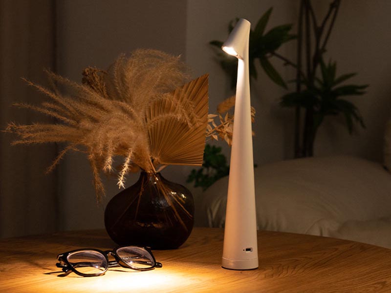 Flashlights,led Flashlights,lep Flashlights,edc Flashlights,MICRO flashlights,LEP tactical Flashlights,Laser Flashlights,LEP tactical Laser Flashlights,USB C flashlights,Flashlights manufacturers,Clover